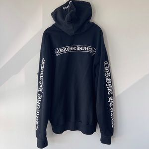 • BANNER • CHROME HEARTS •